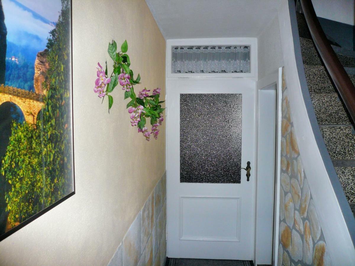 Ferienhaus Und Ferienwohnung Buettner Rathmannsdorf Dış mekan fotoğraf